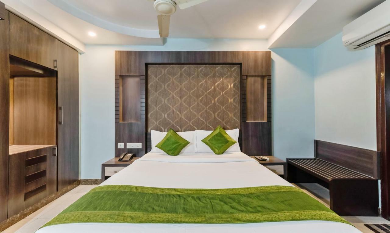 Hotel Oyo 3811 Geetanjali Regency à Calcutta Extérieur photo