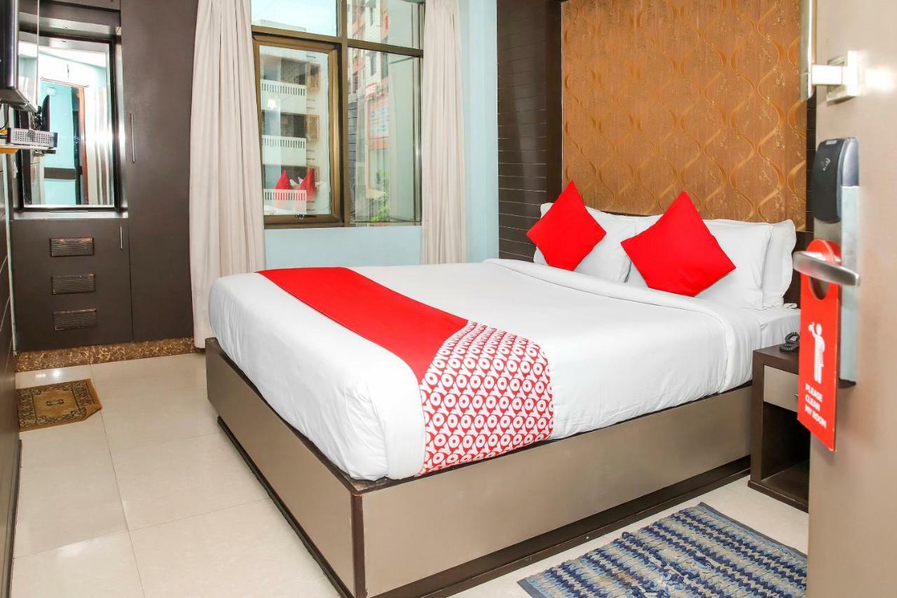 Hotel Oyo 3811 Geetanjali Regency à Calcutta Extérieur photo