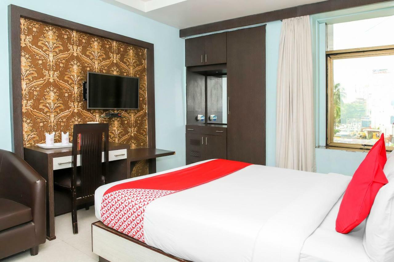 Hotel Oyo 3811 Geetanjali Regency à Calcutta Extérieur photo